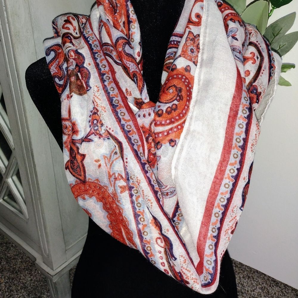Beautiful Fall Scarf - Picture 2 of 3